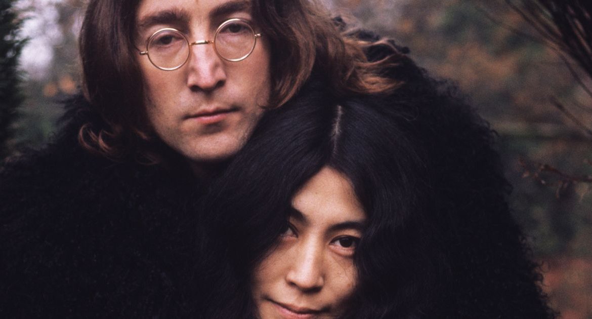 John Lennon killer Mark Chapman apologizes to Yoko Ono for 'despicable act'