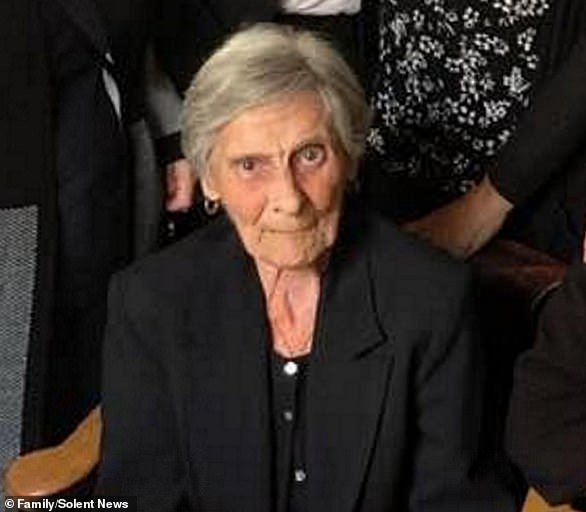 Gillian Orman, from Southampton, called the NHS after the death of her mother, Kathleen Brecknell (pictured), 86,