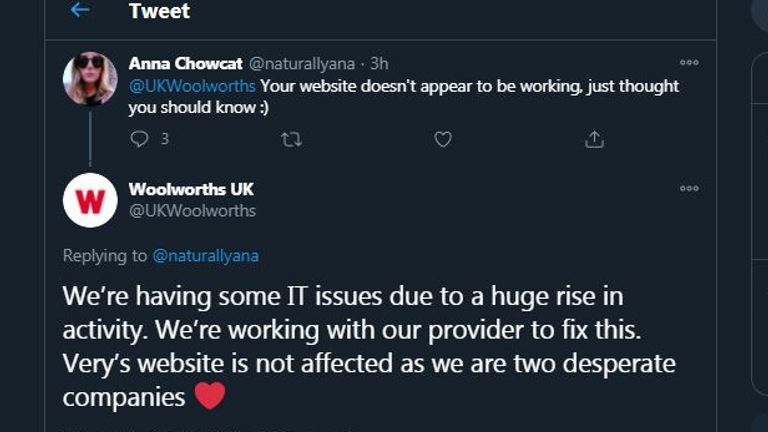why him "Woolworths" The site down?  A suspicious Twitter account says Woolworths is dating.