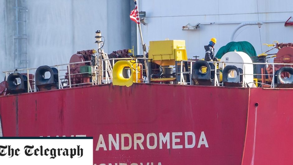 The captain of the tanker had a “perfect response” to the suspected hijackers, who might seek asylum in the UK
