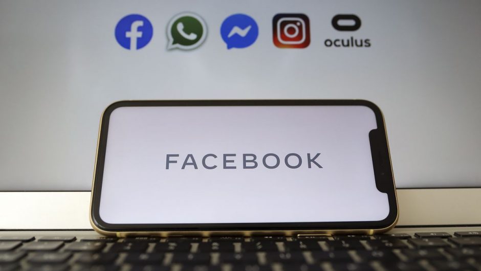 Facebook data leak.  UODO warns