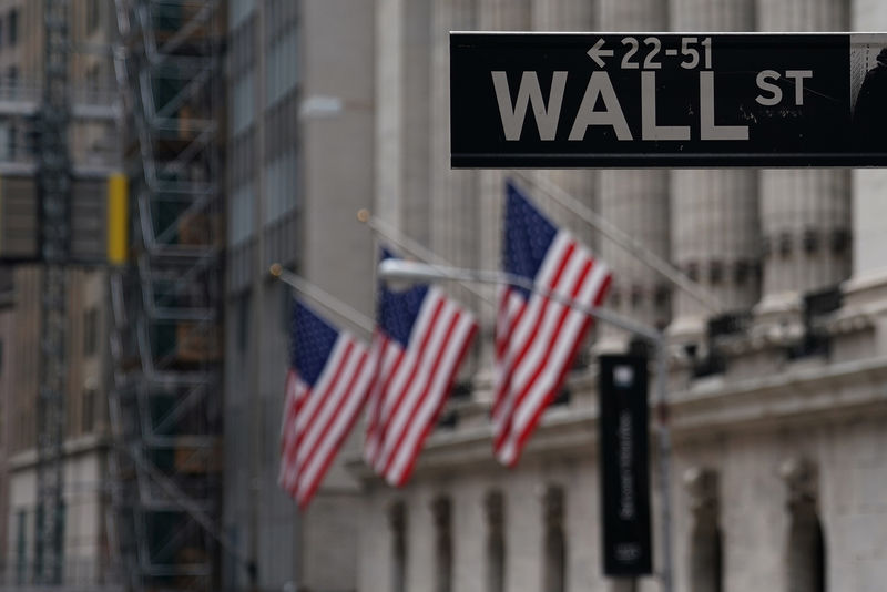US stocks fell at the end of today’s session.  Dow Jones Industrial Average Down 0.27% By Investing.com