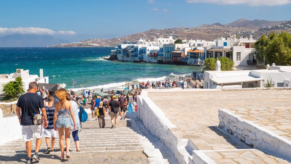 Greece, Mykonos / Mykonos.  New pandemic restrictions from July 26.  Tourists give up their holidaysعطل