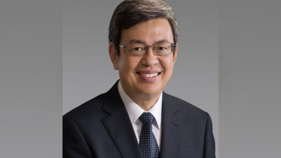 Taiwanese epidemiologist and politician, member of the Pontifical Academy of Sciences