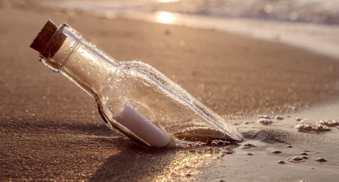 A message in a bottle arrives in Hawaii after 37 years