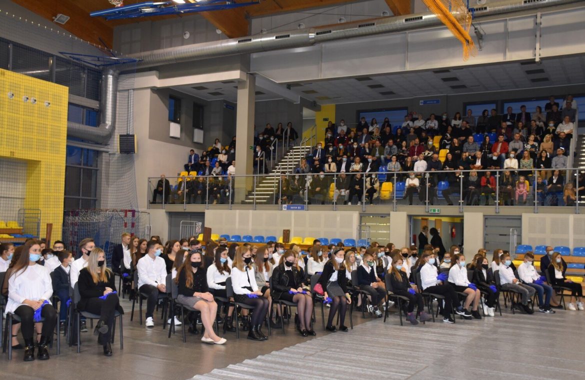 Students of Pleszew Schools received scholarships from the city of Pleszew and the Pleszew commune