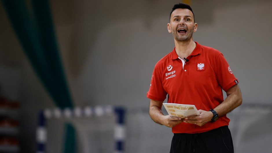 Polish representation.  The fight for promotion to the World Cup begins.  Basketball