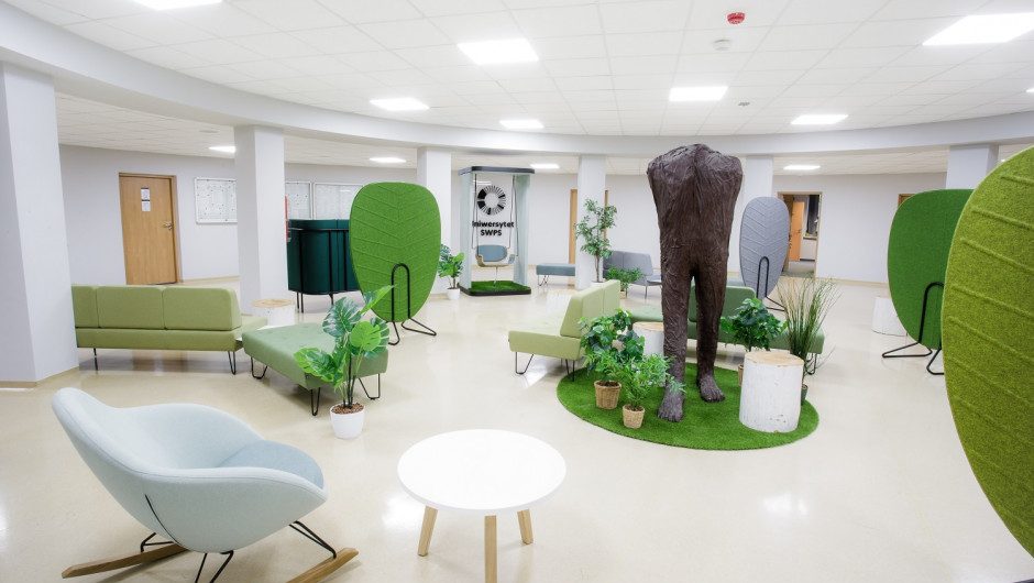 Study space and biophilic design.  An unusual project for SWPS University and the HOOF brand