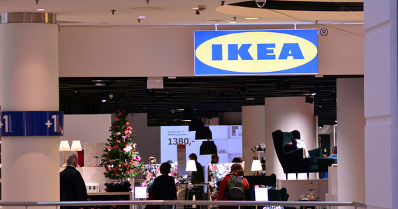 Denmark: Trapped by a snowstorm at IKEA, staff and customers spent the night in the store