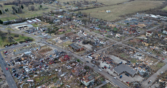 Tornado in the USA.  The balance of victims is increasing.  New information
