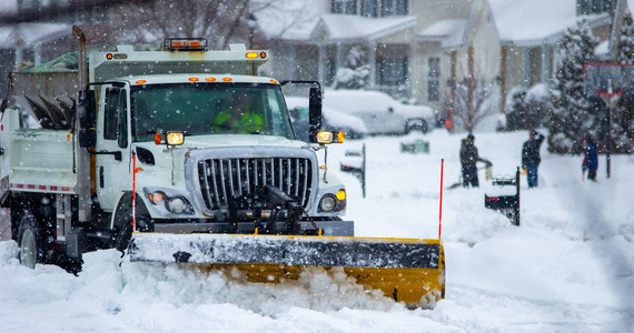 USA: blizzards and severe frosts.  Winter attacked in several states