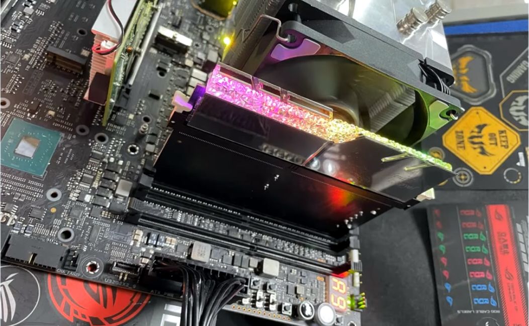 Out of DDR5 memory?  ASUS has found a way - mount… DDR4