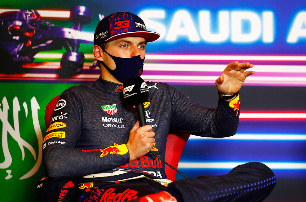 Max Verstappen score judges.  Can Lewis Hamilton Count on a Reduced Fare?