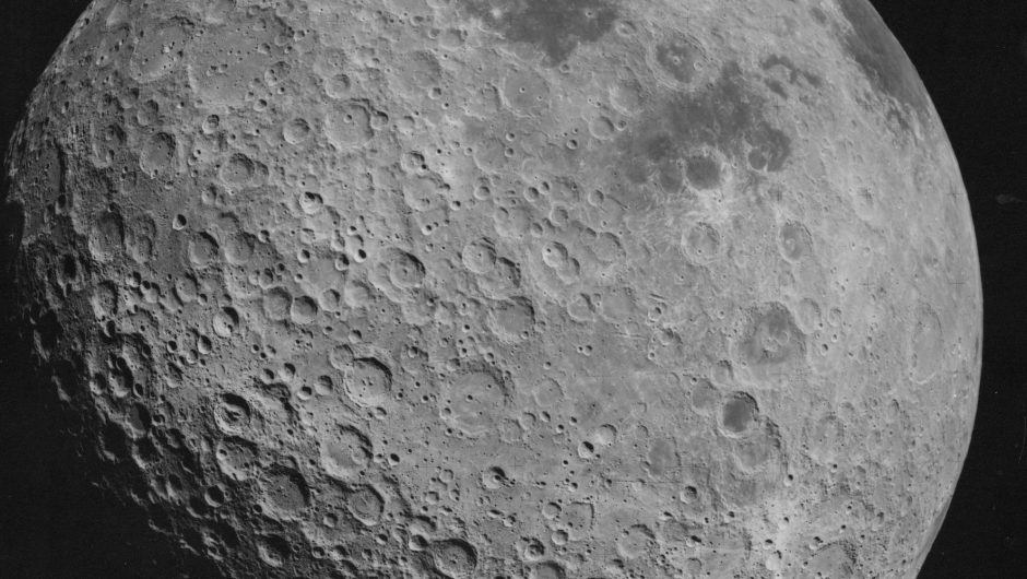 The Americans want to build a nuclear reactor on the moon