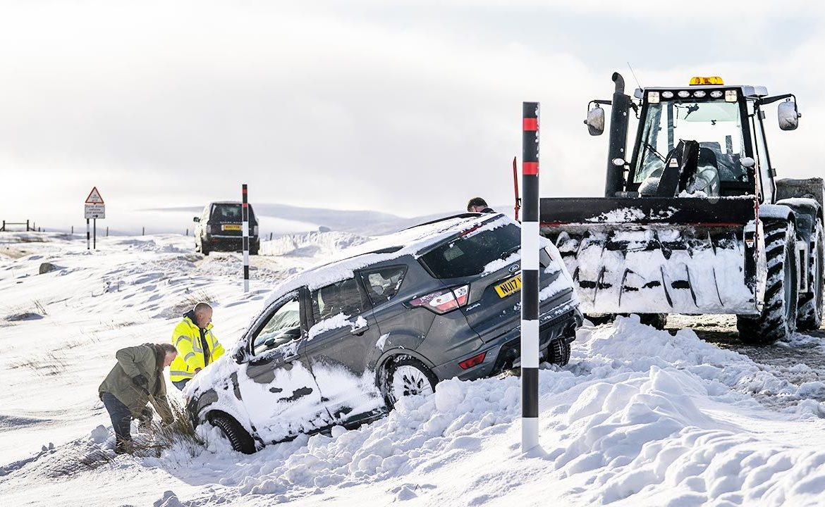 Usuwanie skutków burzy śnieżnej może potrwać nawet do końca tygodnia (fot. Danny Lawson/PA Images via Getty Images)