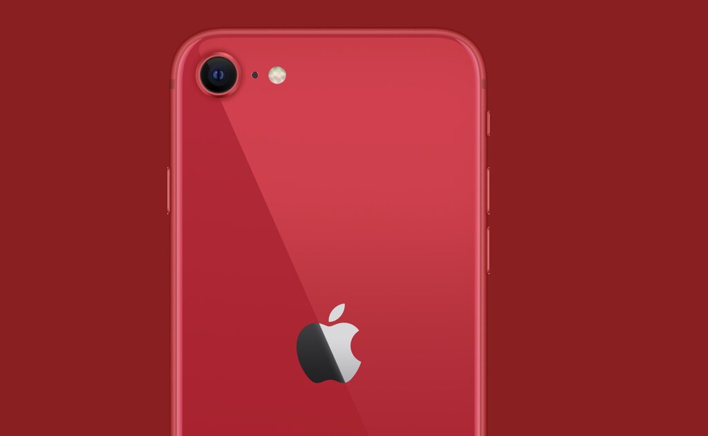 iPhone SE on dream graphics.  We are waiting for this smartphone