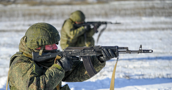 Ukraina-Rosja.  127 to  rosyjskich żołnierzy stacjonuje przy granicy