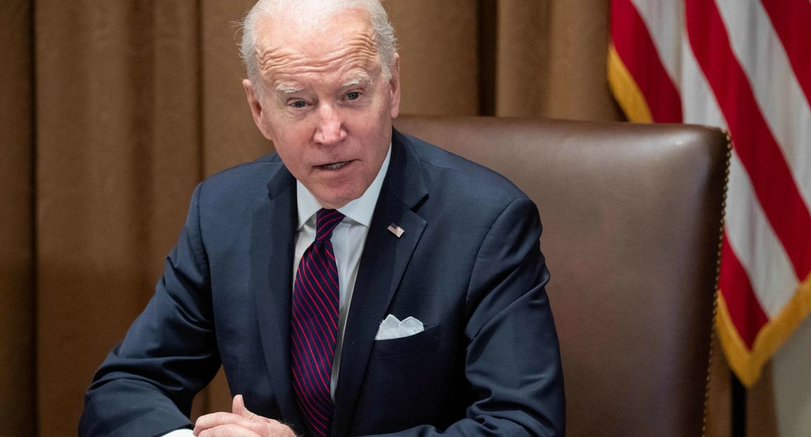 Biden straightens his words.  He says what he considers an invasion of Russia