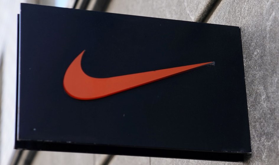Unvaccinated Nike workers in the US will lose their jobs