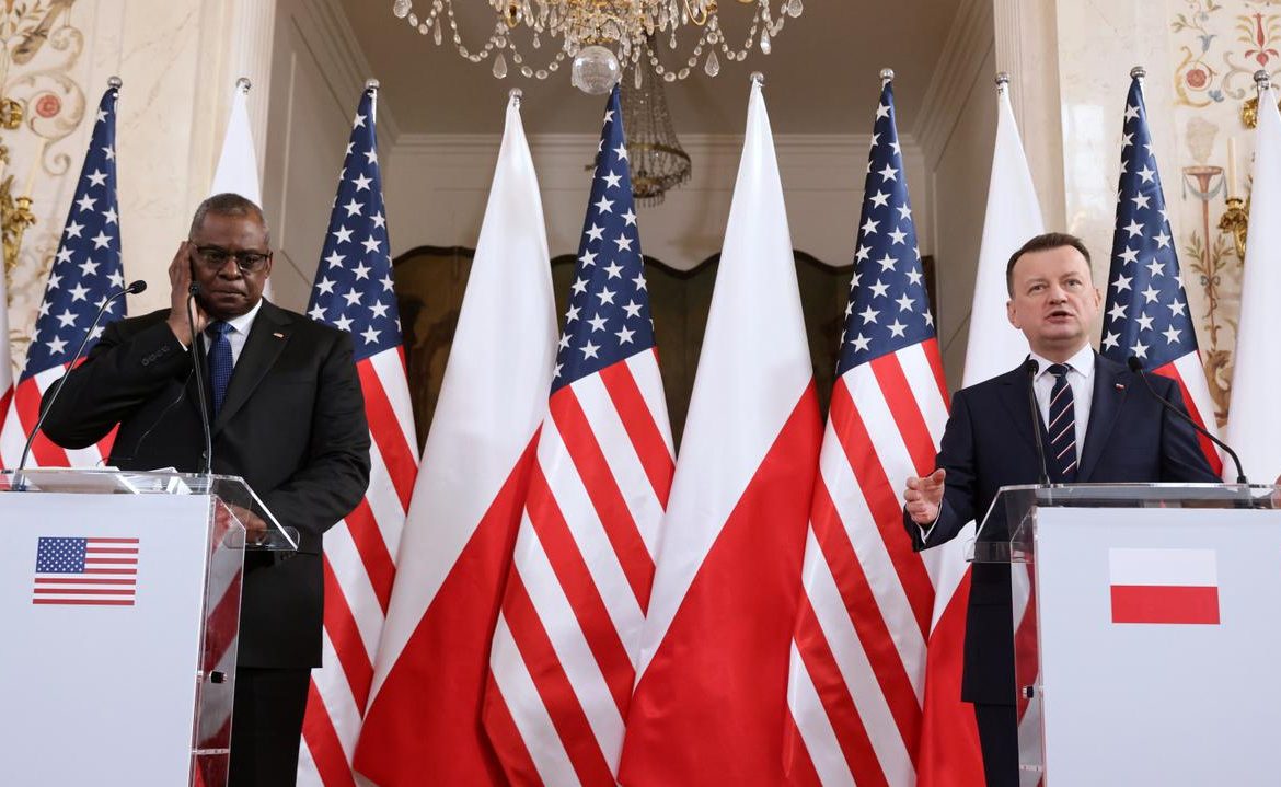 US Defense Secretary Lloyd Austin in Poland.  Conversations with Marius Bosachtak, Andrei Duda, Meeting with Soldiers