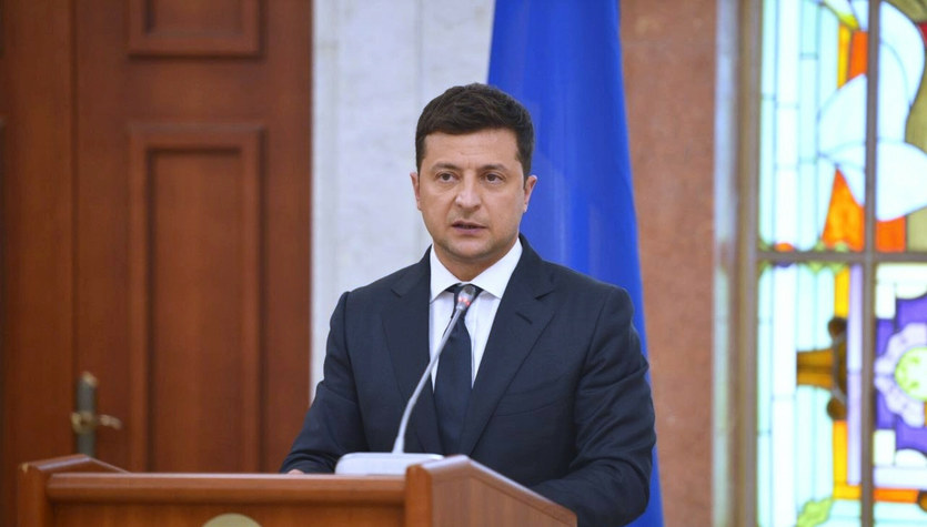 Russia and Ukraine.  Media: The US government discussed his evacuation with Volodymyr Zelensky