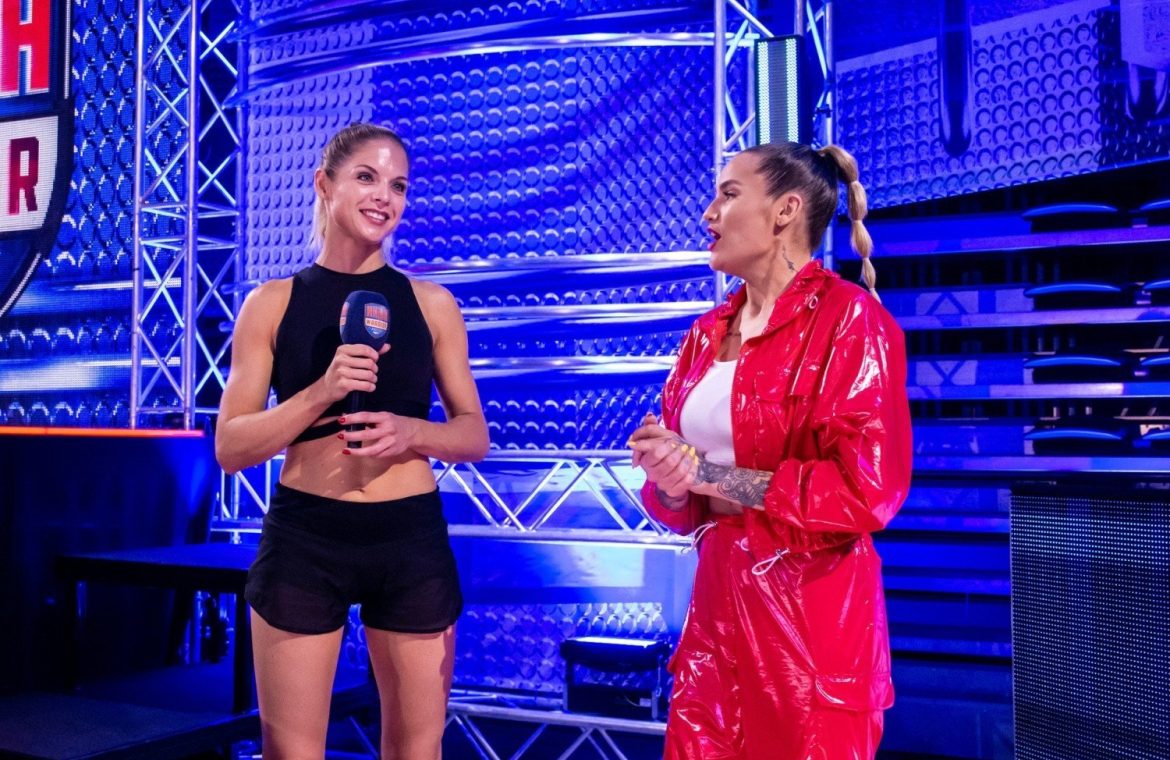 Anna Szostak of Inowrocław in the fifth edition of "Ninja Warrior Polska".  We have pictures!
