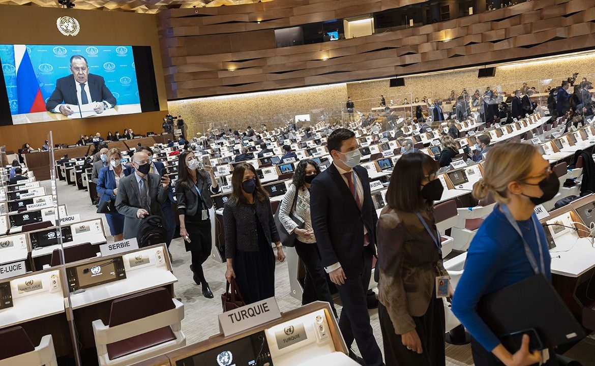 Dyplomaci zachodni zbojkotowali wystąpienie Ławrowa na forum ONZ (fot.  PAP/EPA/SALVATORE DI NOLFI / POOL)