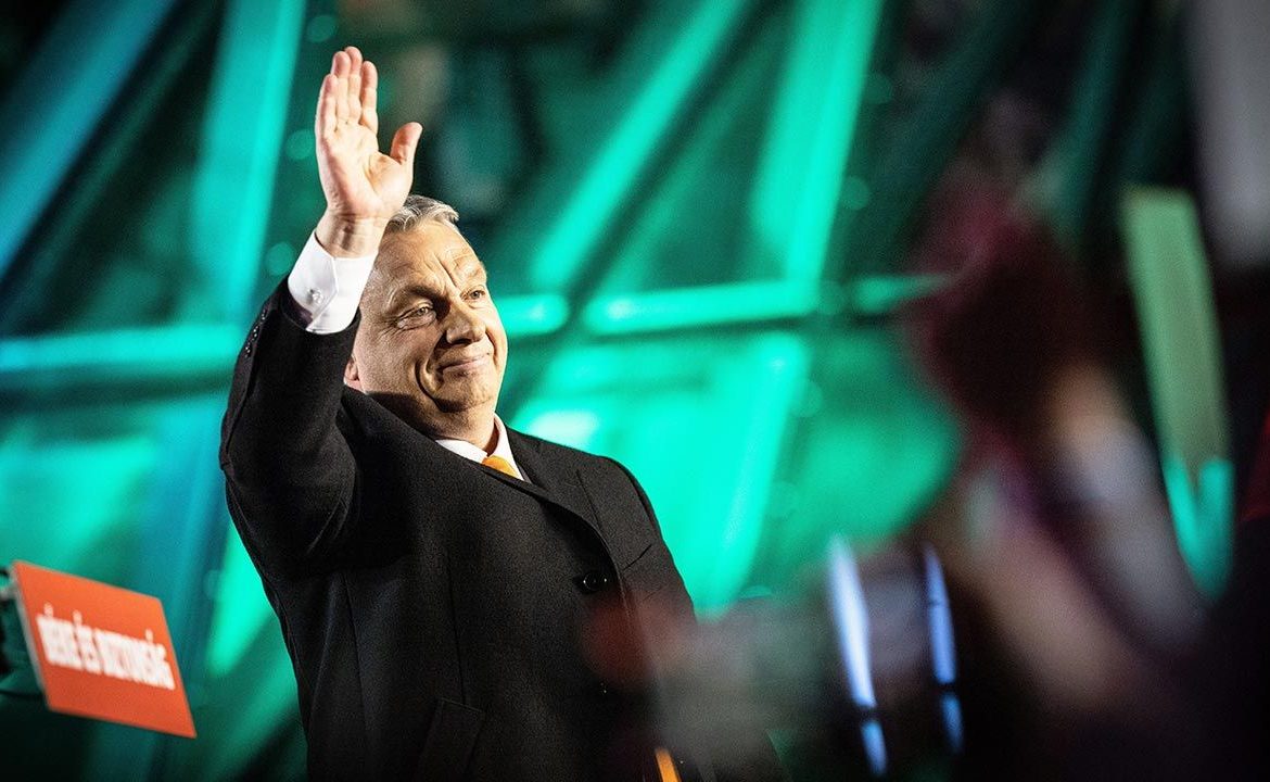 Viktor Orban wygrał kolejne wybory na Węgrzech (fot. PAP/EPA/ZOLTAN FISCHER / HUNGARIN PRIME MNISTER OFFICE)