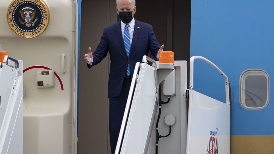 Air Force One – This is the plane of the American president.  Joe Biden flew to Poland