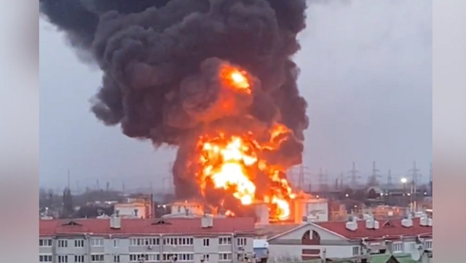 A powerful explosion in Belgorod, Russia.  See the recordings