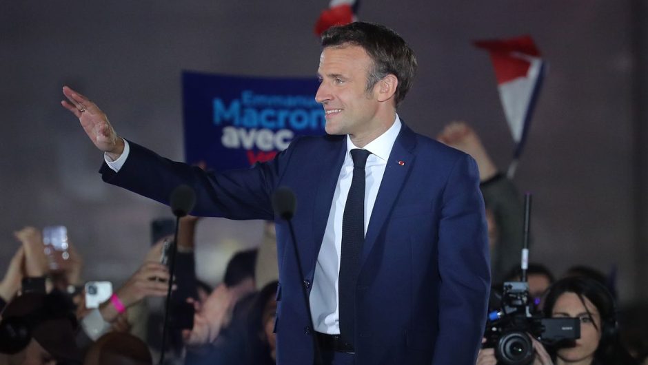 Emmanuel Macron wins elections in France.  Marine Le Pen with a better result than it was 5 years ago