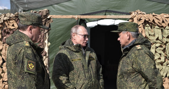 Według brytyjskiego ministra obrony Bena Wallace’a, rosyjscy generałowie i przywódcy wojskowi obawiają się czystki, jaką Władimir Putin może przeprowadzić w sztabie generalnym, szukając winnych nieudanej inwazji na Ukrainę.