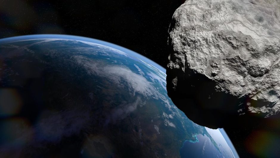 Asteroid 7335 (1989 JA) flashed near Earth on Sunday.  It has a diameter of more than one kilometer