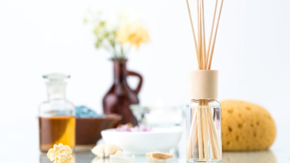 Fragrances for your home - aromatherapy and other elegant air fresheners