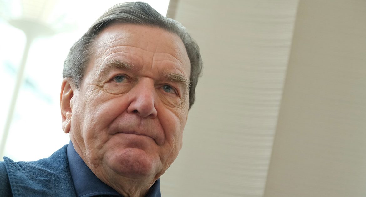 Gerhard Schroeder talks about the goal of the European Union.  He's facing penalties