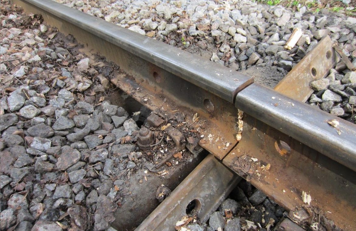 Sabotage on the Russian Railways.  The line leads to the military facility - o2