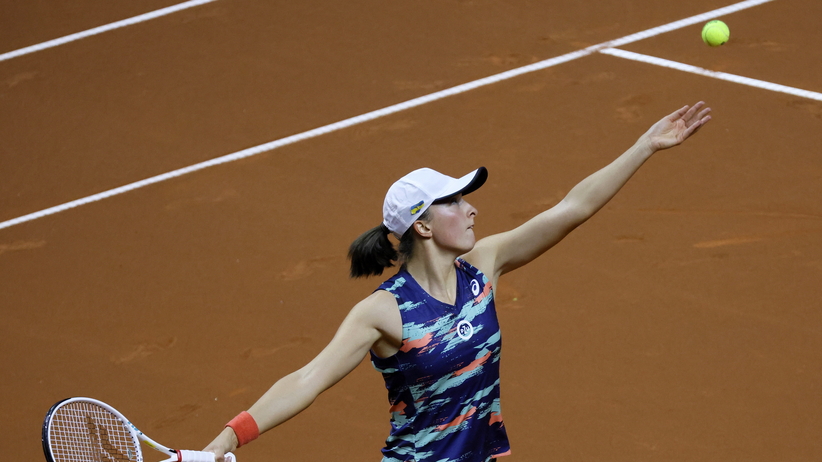 Świątek - Raducanu RESULT Polka in the semi-finals of the WTA Championships in Stuttgart