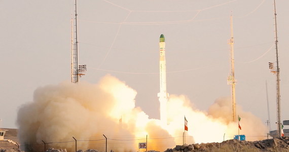 W Iranie przeprowadzono drugi test rakietowej wyrzutni satelitów Zuljanah - podała irańska telewizja państwowa. Według agencji Reutera próba ta wywołała krytykę ze strony USA w obliczu zapowiedzianego wznowienia pośrednich rozmów w celu ożywienia porozumienia nuklearnego z 2015 roku.