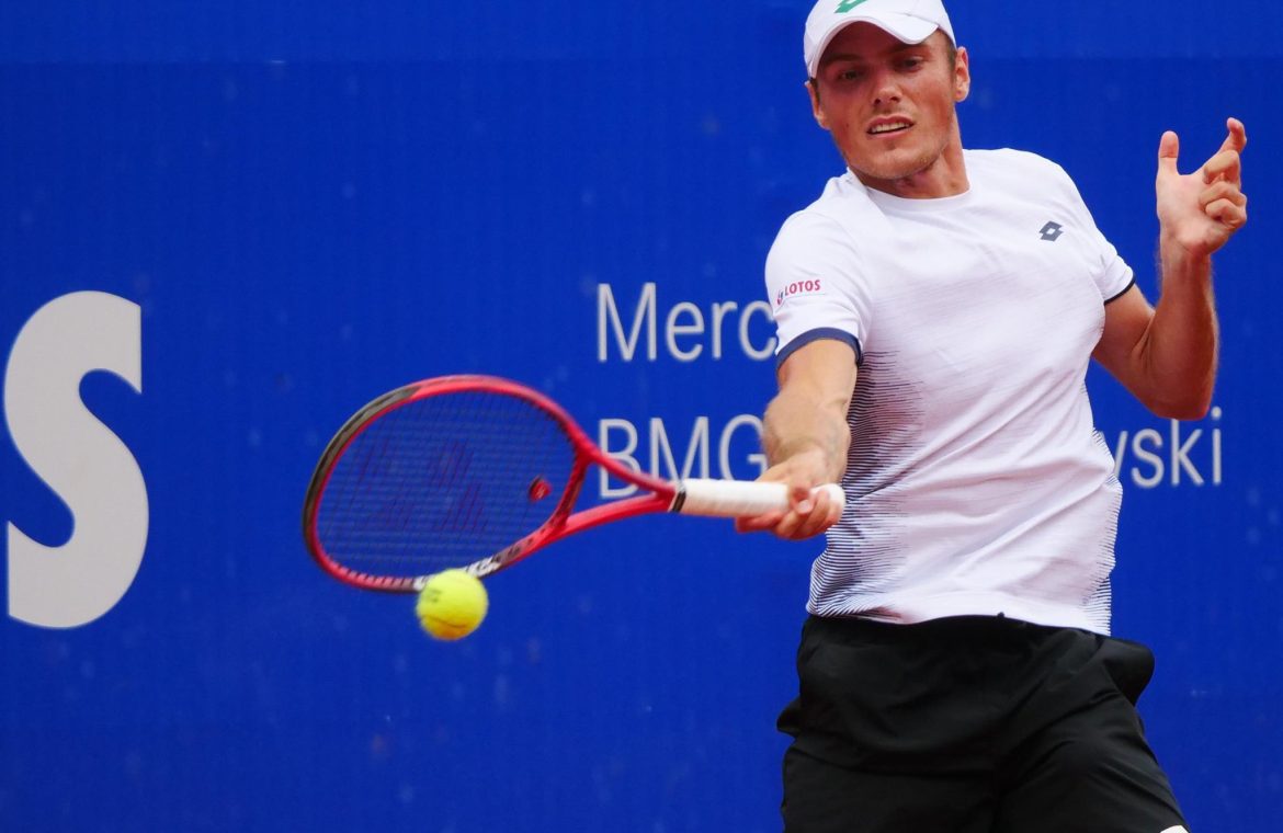 Kacper Żuk fought for the Wimbledon Championship.  Two groups in Roehampton