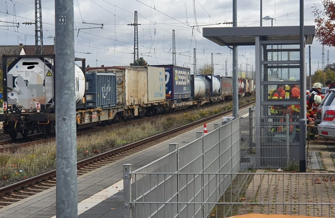 Hydrochloric acid pumping - Railway near Gau-Algesheim free again - SWR Aktuell